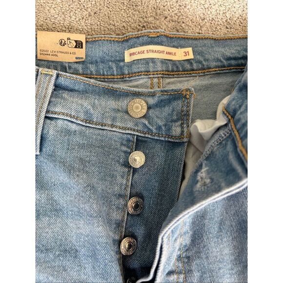 NWT LEVIS RIBCAGE STRAIGHT ANKLE WOMEN'S Jeans, Sz 31, $118 F41 - Picture 7 of 11